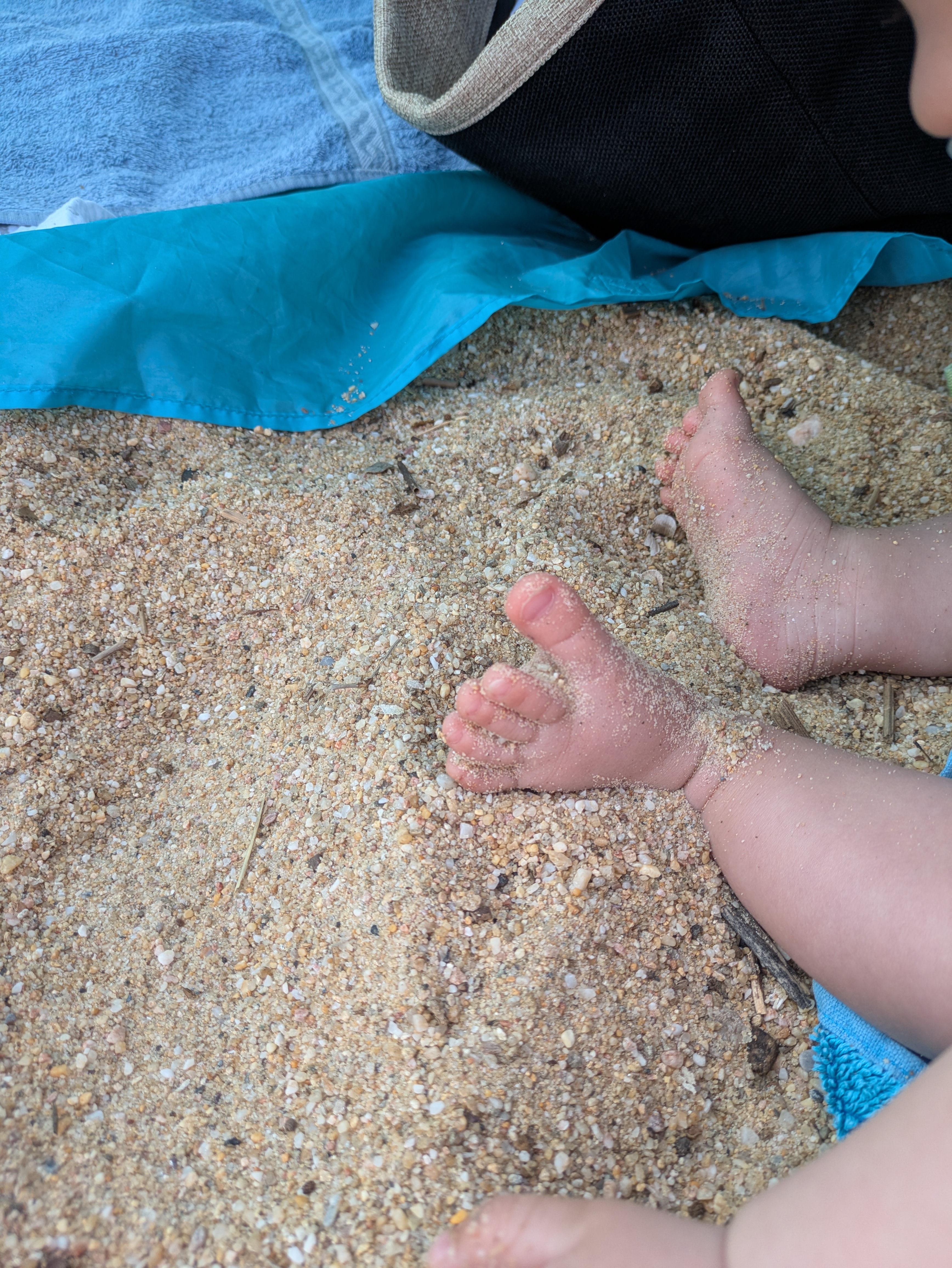 PIEDS BEBE